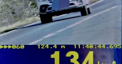 Kierowca pędził 134 km/h przy pięćdziesiątce i stracił prawo jazdy